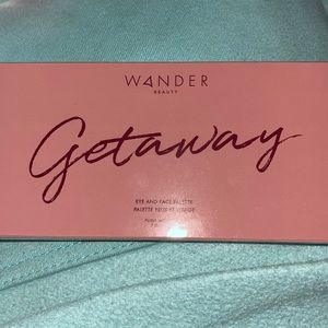 The color it so pretty and the brand is my favorite